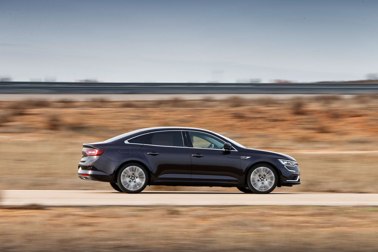 Renault Talisman 1.6 dCi 160 EDC frente a VW Passat 2.0 TDi 150 DSG