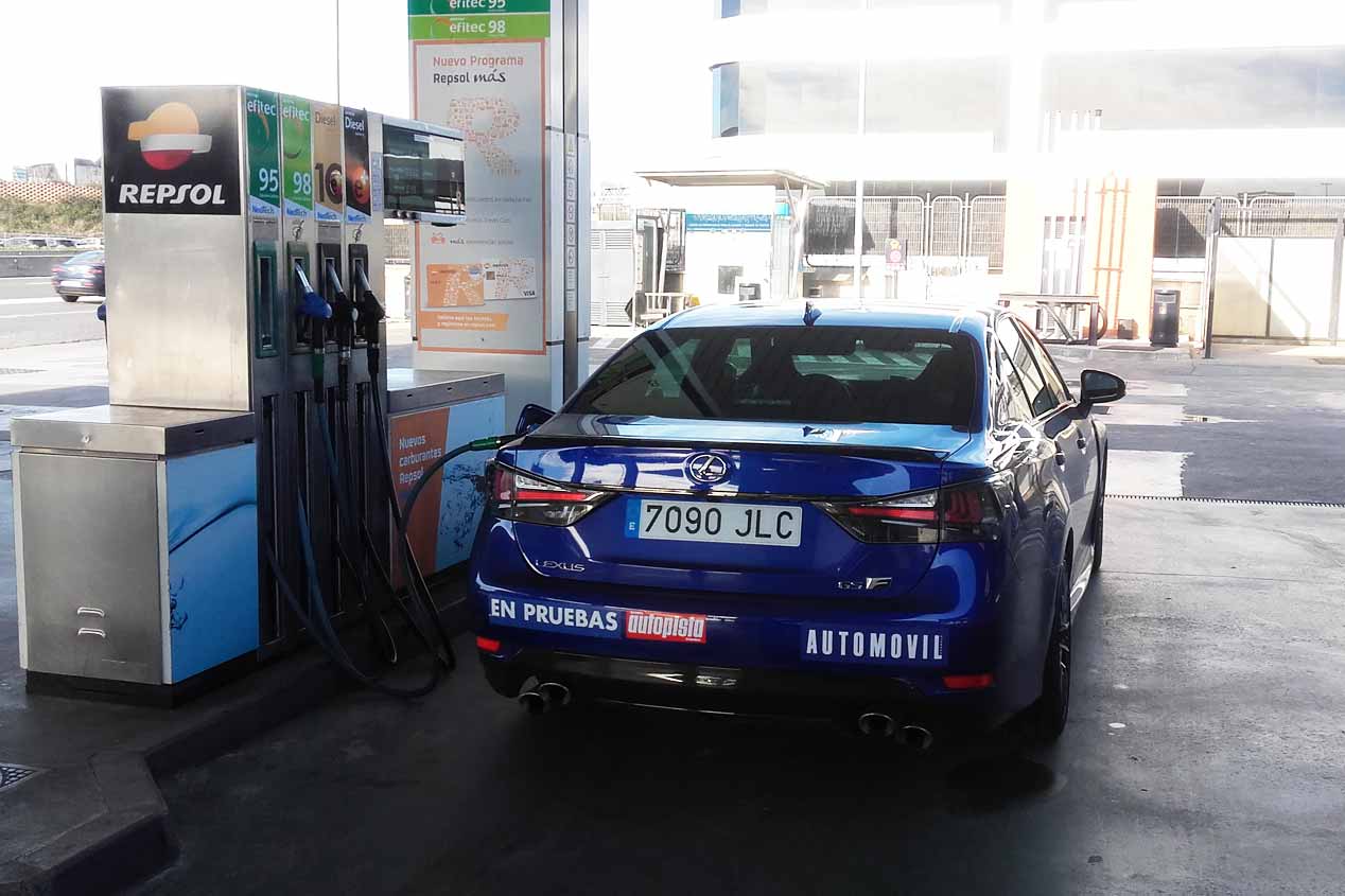 Lexus GS F, a prueba su consumo
