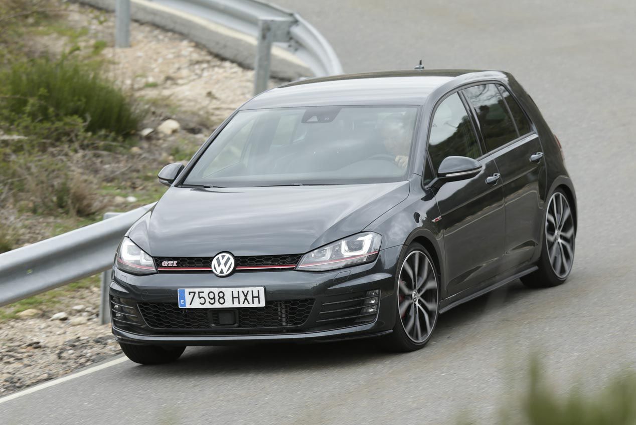 Comparativa: Ford Focus ST vs Volkswagen Golf GTI Performance