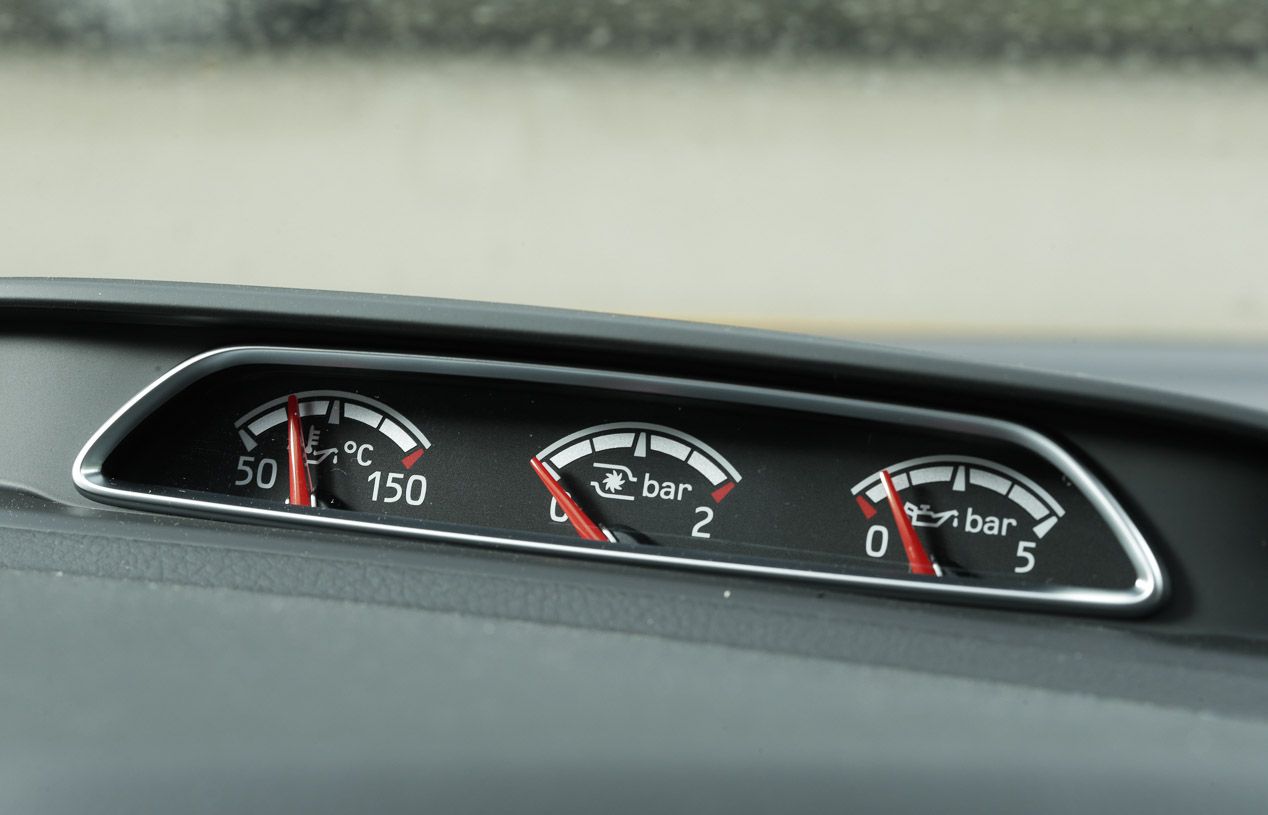 Comparativa: Ford Focus ST vs Volkswagen Golf GTI Performance