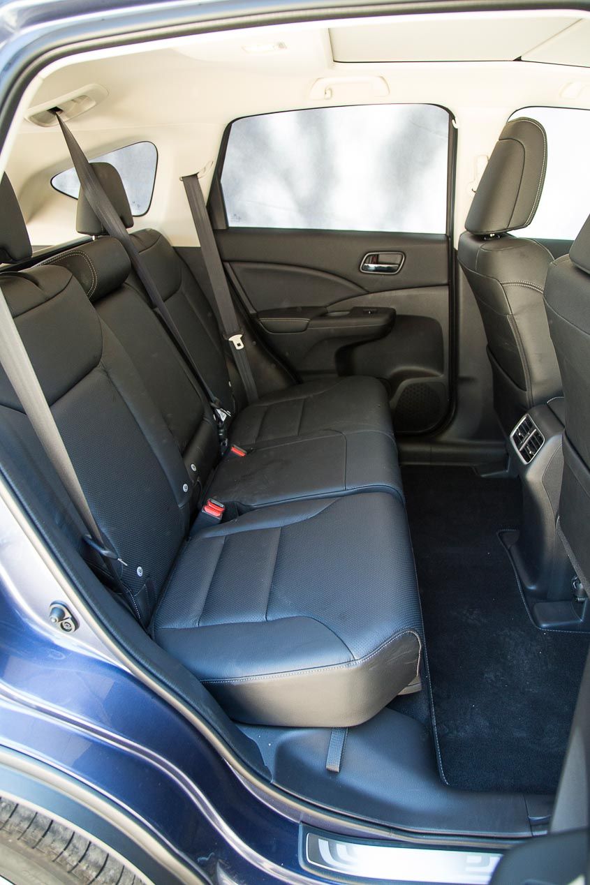 Mitsubishi Outlander & Honda CR-V: duelo de SUV japoneses