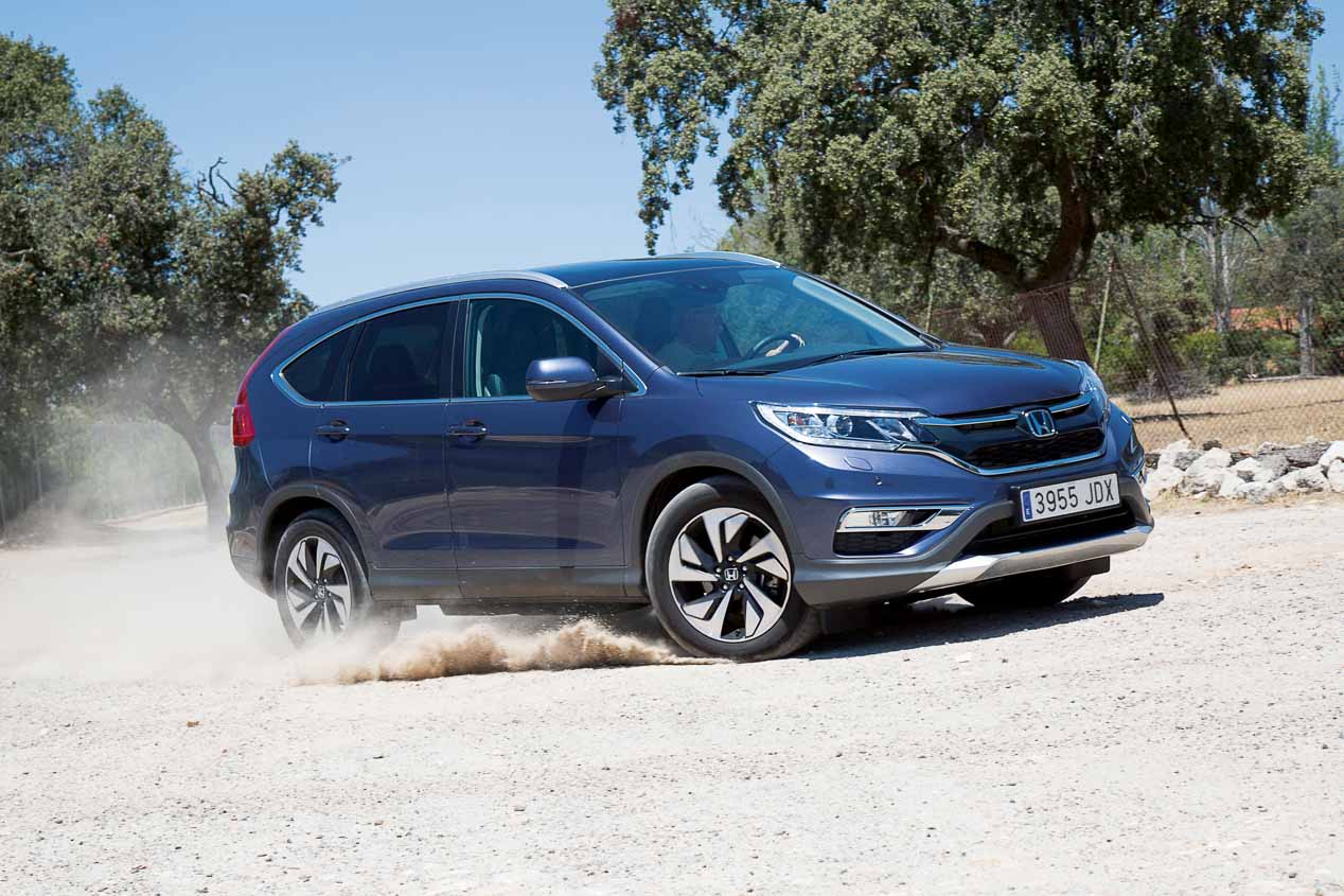 Mitsubishi Outlander & Honda CR-V: duelo de SUV japoneses