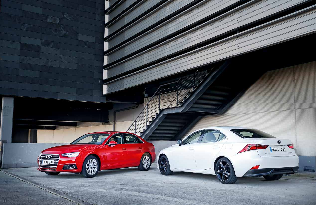 Comparativa: Audi A4 2.0 TFSI Ultra vs Lexus IS 300h, ¿cuál es mejor?