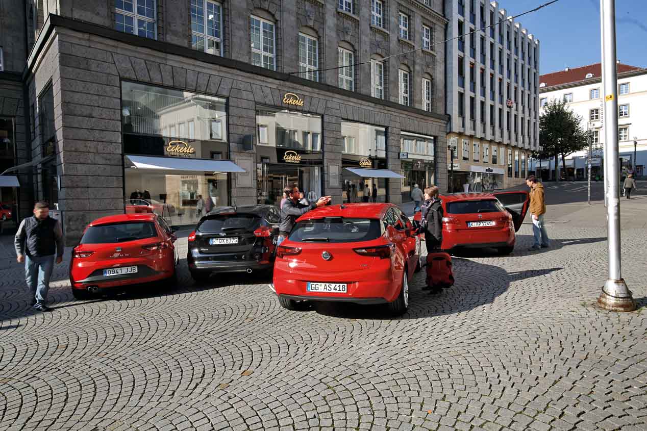 Opel Astra, Ford Focus, Peugeot 308 y Seat León: ¿cuál es mejor?