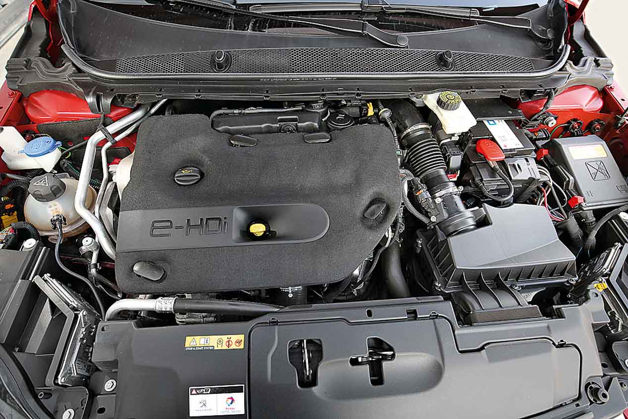 Opel Astra, Ford Focus, Peugeot 308 y Seat León: ¿cuál es mejor?