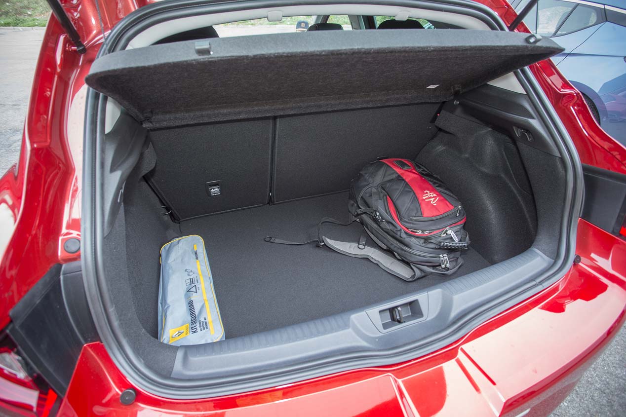 Comparamos el Renault Mégane 1.5 dCi frente al VW Golf 1.6 TDi