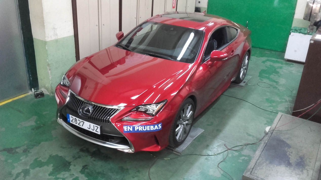Lexus RC 300h: primeras impresiones