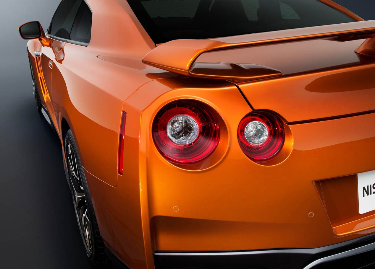 Nissan GT-R 2017: el deportivo se actualiza