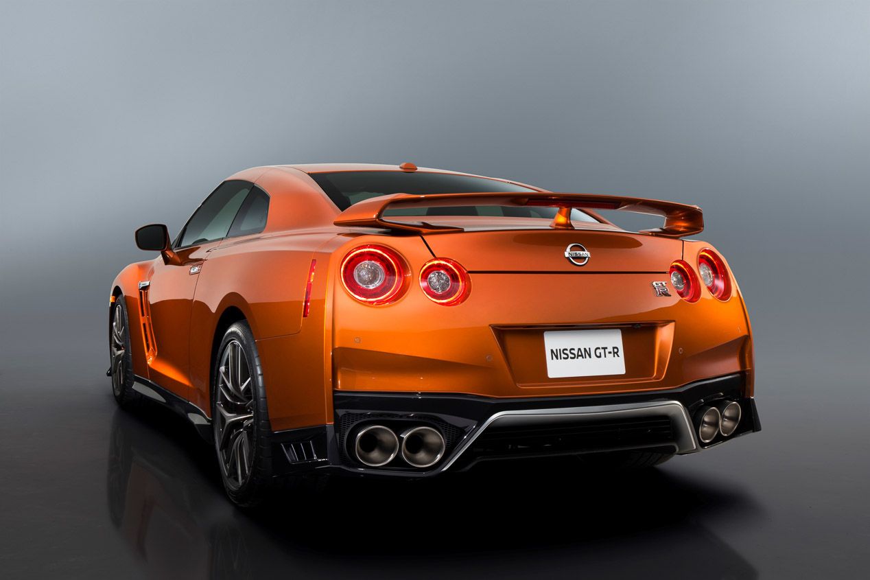 Nissan GT-R 2017: el deportivo se actualiza
