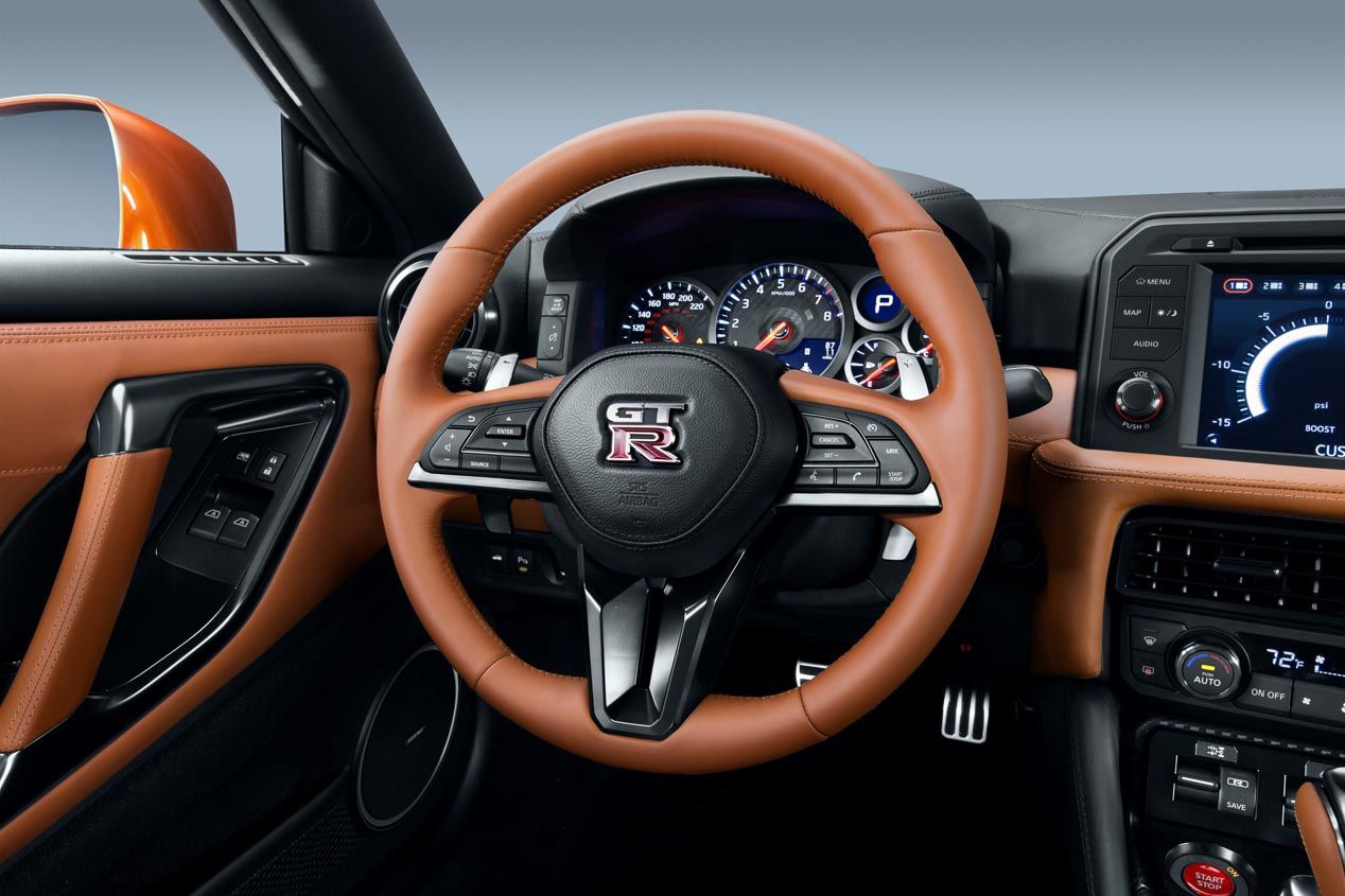Nissan GT-R 2017: el deportivo se actualiza
