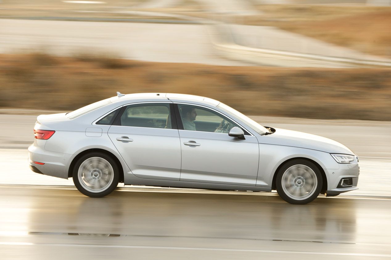 Audi A4 2.0 TDI, BMW 320d, Jaguar XE 2.0D, Lexus IS 300h, Mercedes C 220D