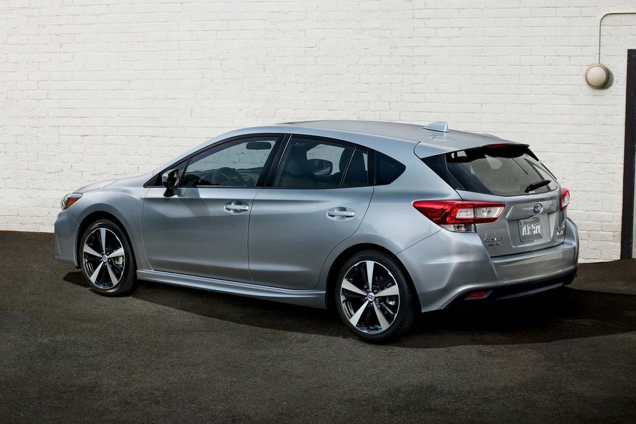 Subaru Impreza 2017, en carrocerías sedan y cinco puertas