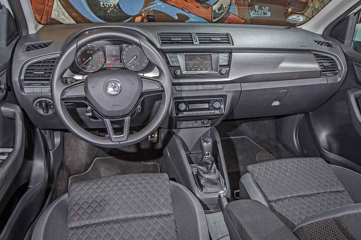 VW Polo, Skoda Fabia Combi, Honda Jazz y Kia Venga, ¿qué coche pequeño elegir?