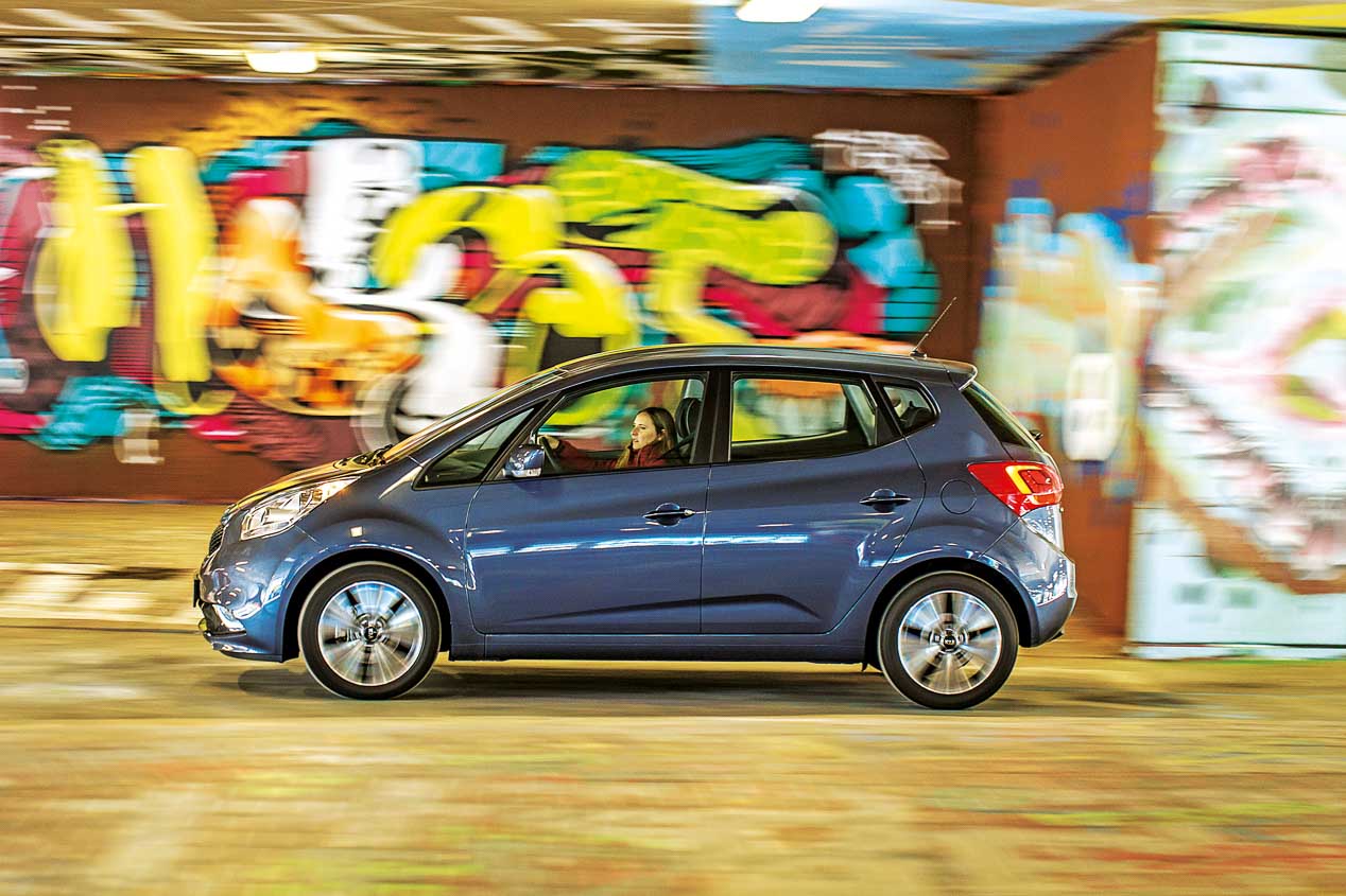 VW Polo, Skoda Fabia Combi, Honda Jazz y Kia Venga, ¿qué coche pequeño elegir?