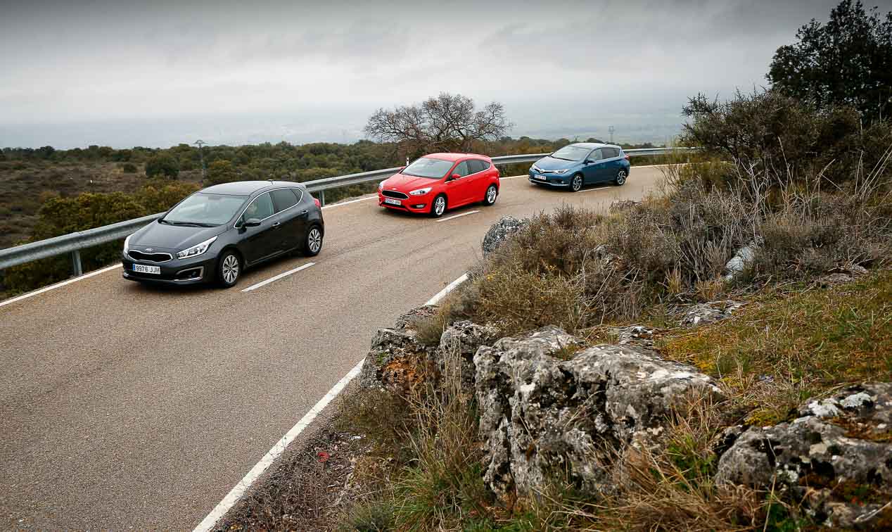 Ford Focus 1.0 EcoBoost 125, Kia cee'd 1.0 T-GDi Eco-Dynamics y Toyota Auris 1.2T 120 frente a frente