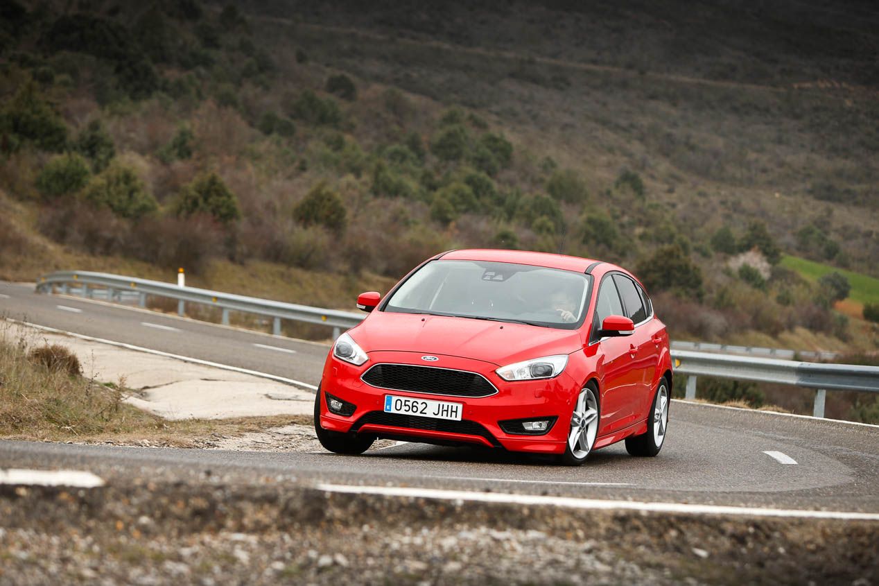 Ford Focus 1.0 EcoBoost 125, Kia cee'd 1.0 T-GDi Eco-Dynamics y Toyota Auris 1.2T 120 frente a frente
