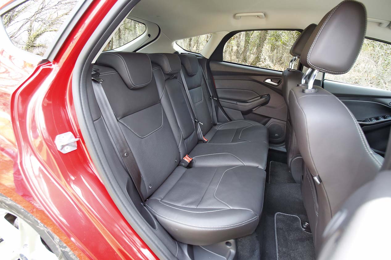 Ford Focus 1.0 EcoBoost 125, Kia cee'd 1.0 T-GDi Eco-Dynamics y Toyota Auris 1.2T 120 frente a frente