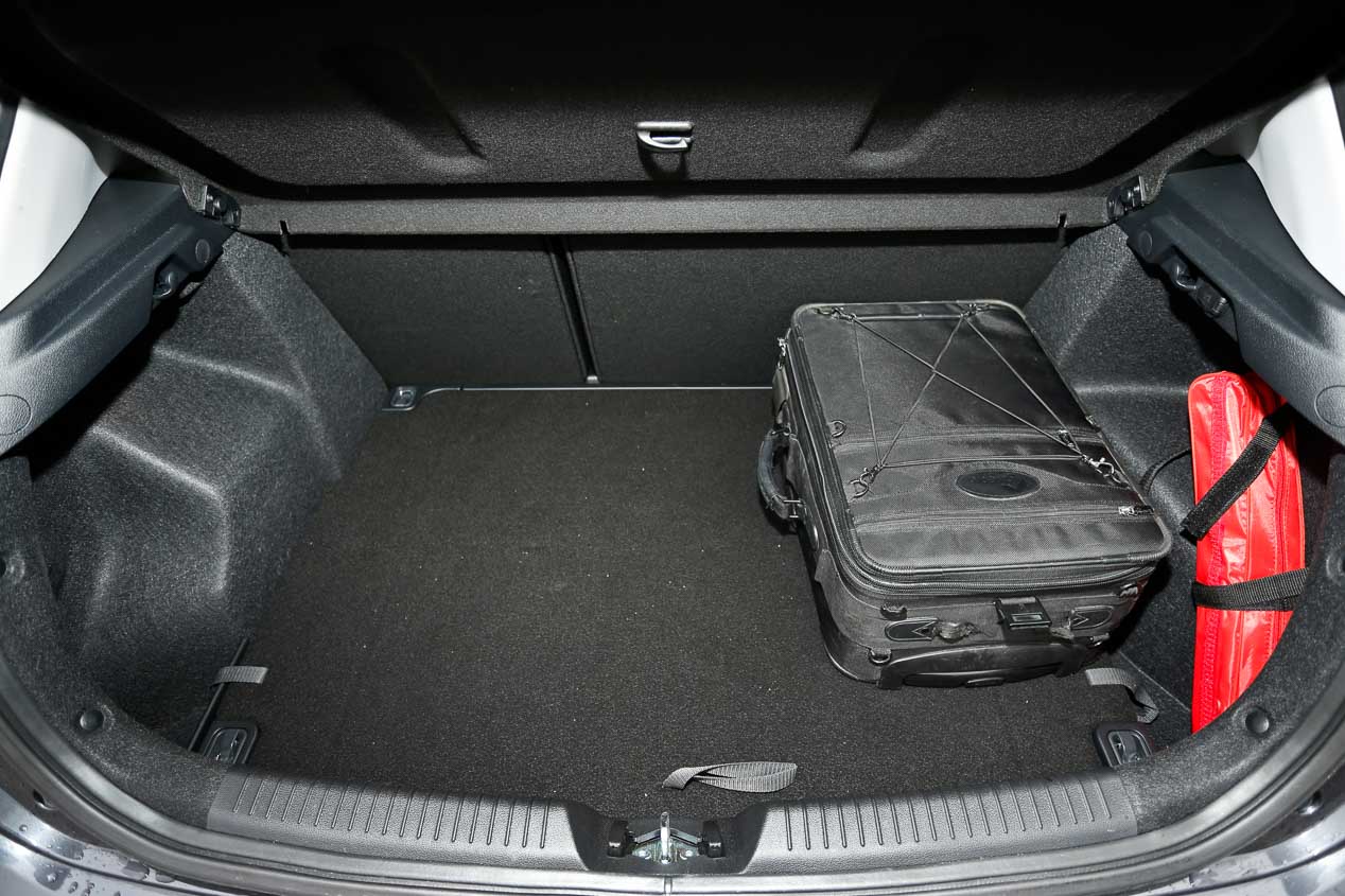 Ford Focus 1.0 EcoBoost 125, Kia cee'd 1.0 T-GDi Eco-Dynamics y Toyota Auris 1.2T 120 frente a frente
