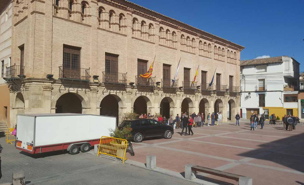 Las imágenes de la llegada del Seat Ateca a su pueblo