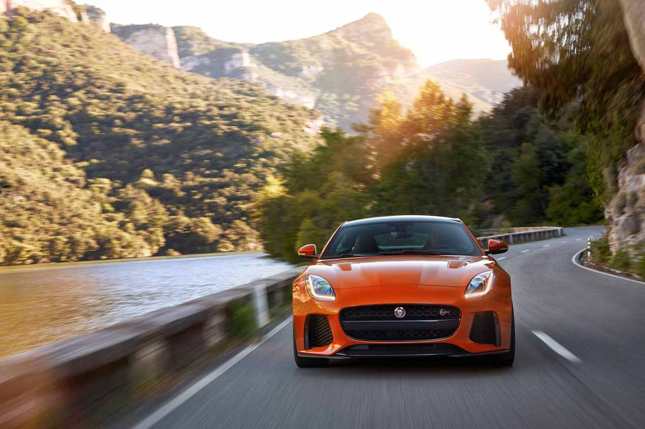Jaguar F-Type SVR: sus fotos más espectaculares