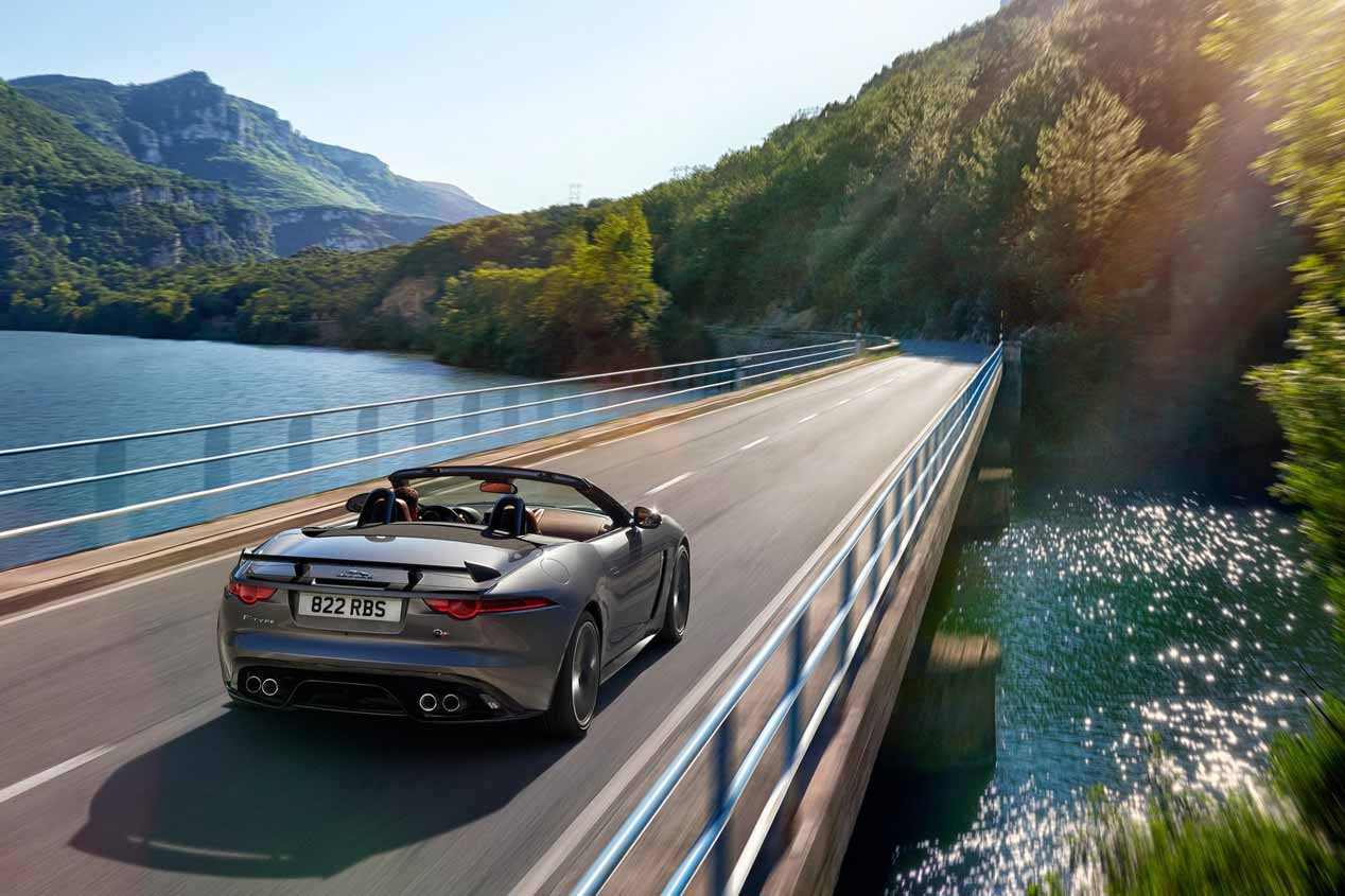Jaguar F-Type SVR: sus fotos más espectaculares