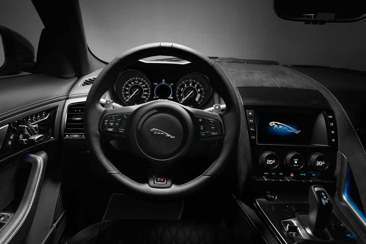 Jaguar F-Type SVR: sus fotos más espectaculares