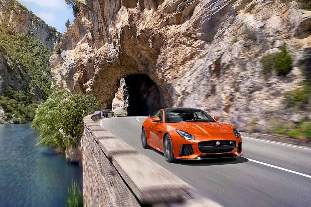 Jaguar F-Type SVR: sus fotos más espectaculares