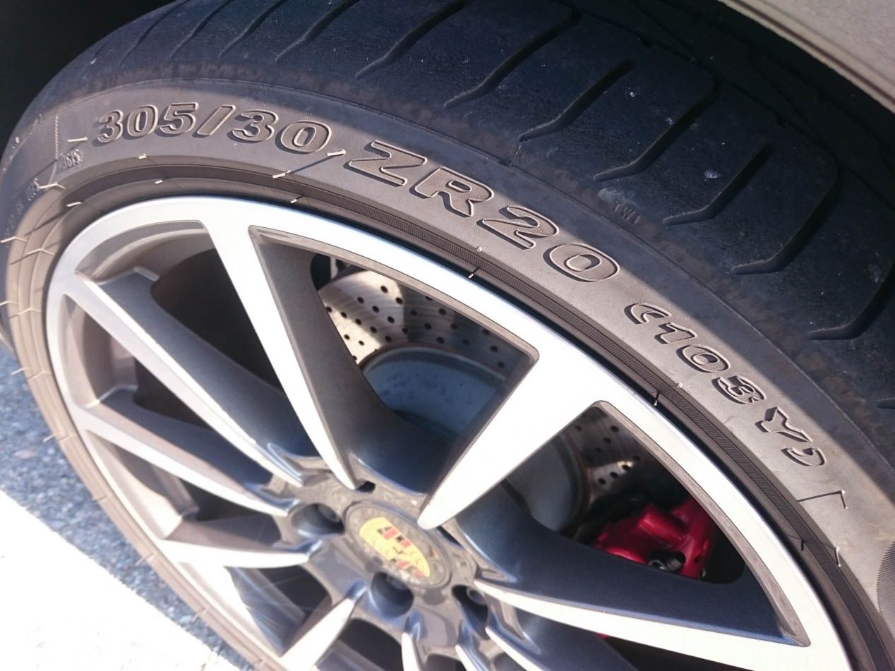 Así acelera y frena el Porsche 911 Carrera S Coupé PDK