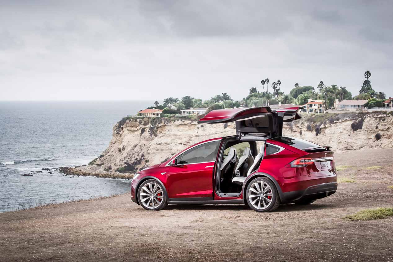 Tesla Model 3, el pequeño de la marca de coche eléctrico