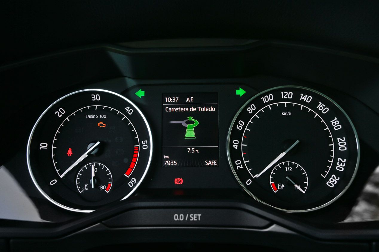 Skoda Superb y Volkswagen Passat 2.0 TDI 150, consanguinidad