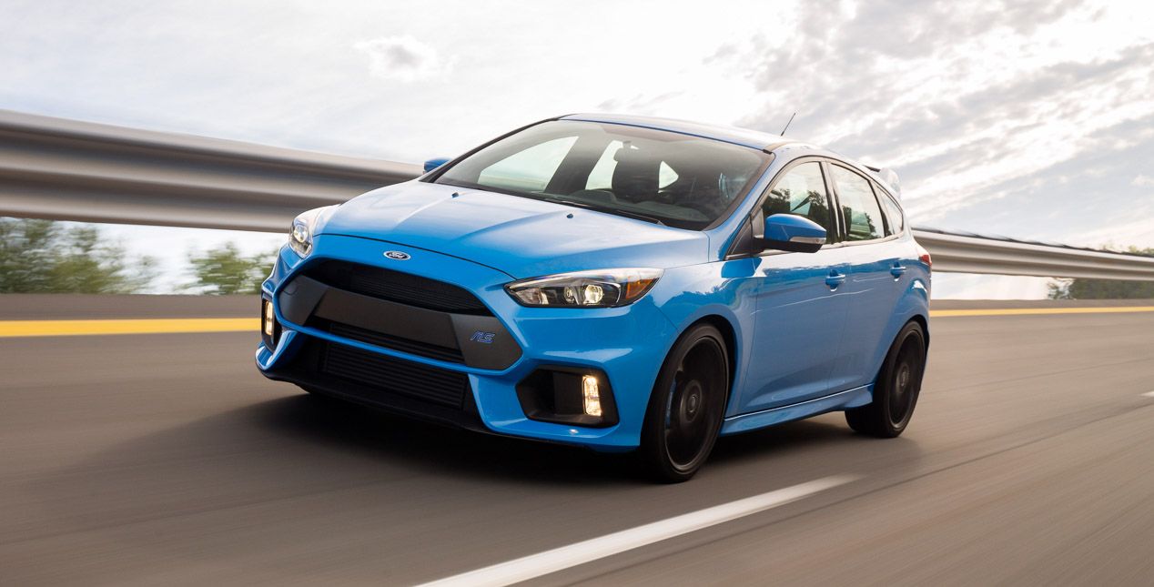 Cuál te comprarías: Ford Focus RS o Ford Mustang