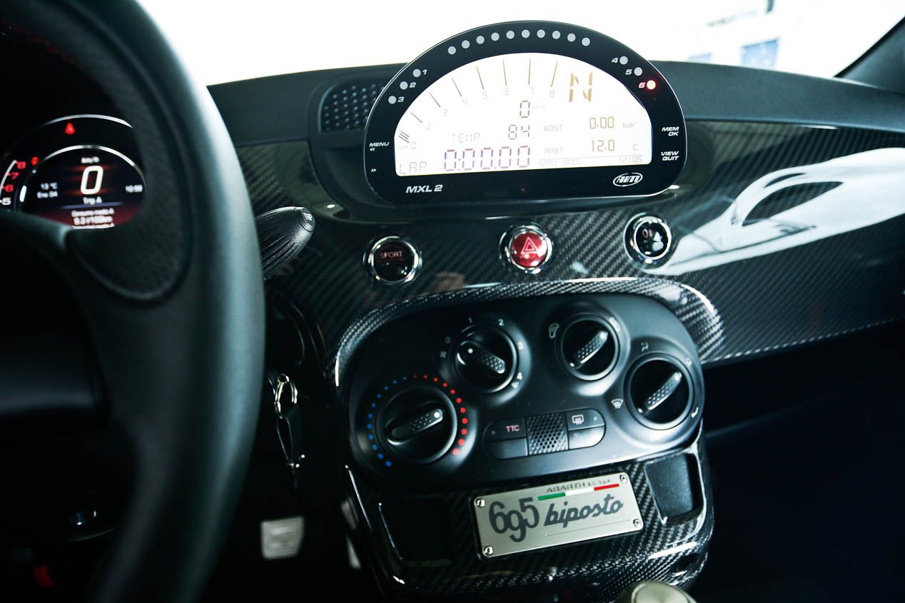 Abarth 695 Biposto, a prueba el pequeño gran escorpión