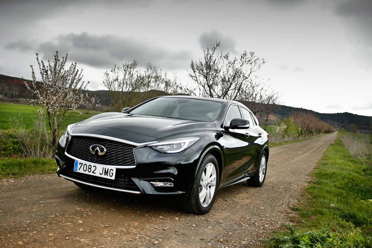 Infiniti Q30 2.2d 7DCT AWD, ya en pruebas