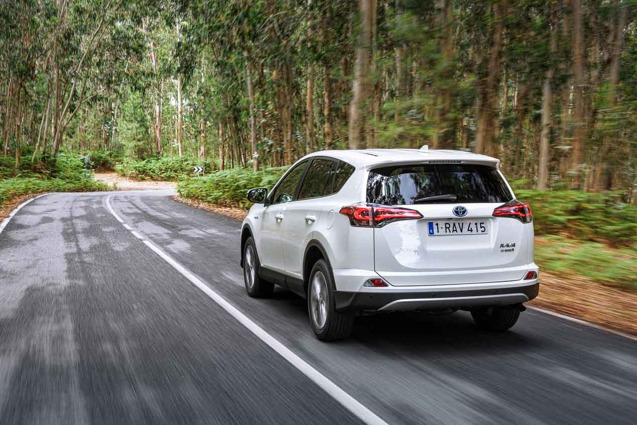 Así es el Toyota RAV RAV4 hybrid AWD
