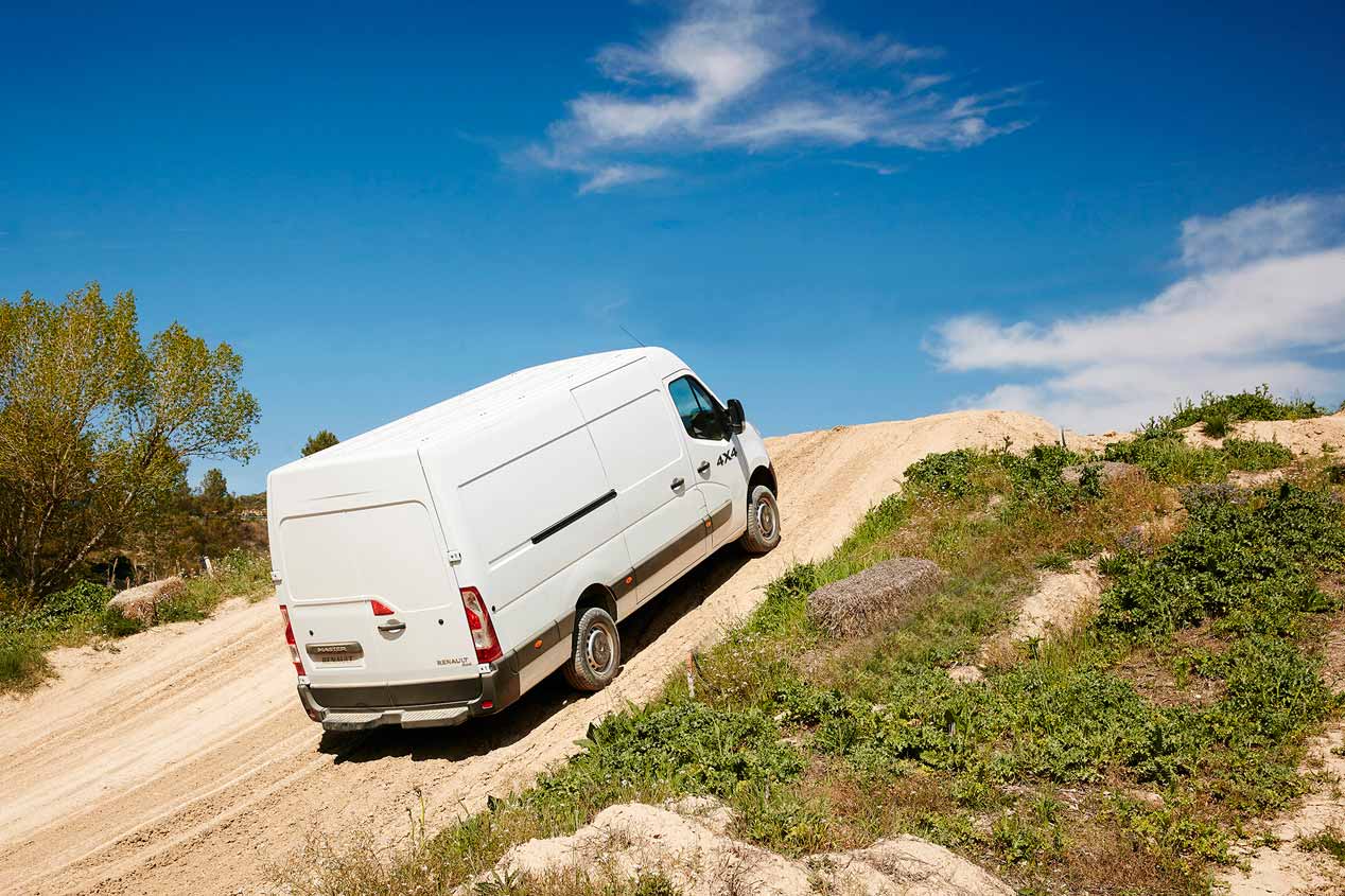 Renault Master 4x4, en imágenes