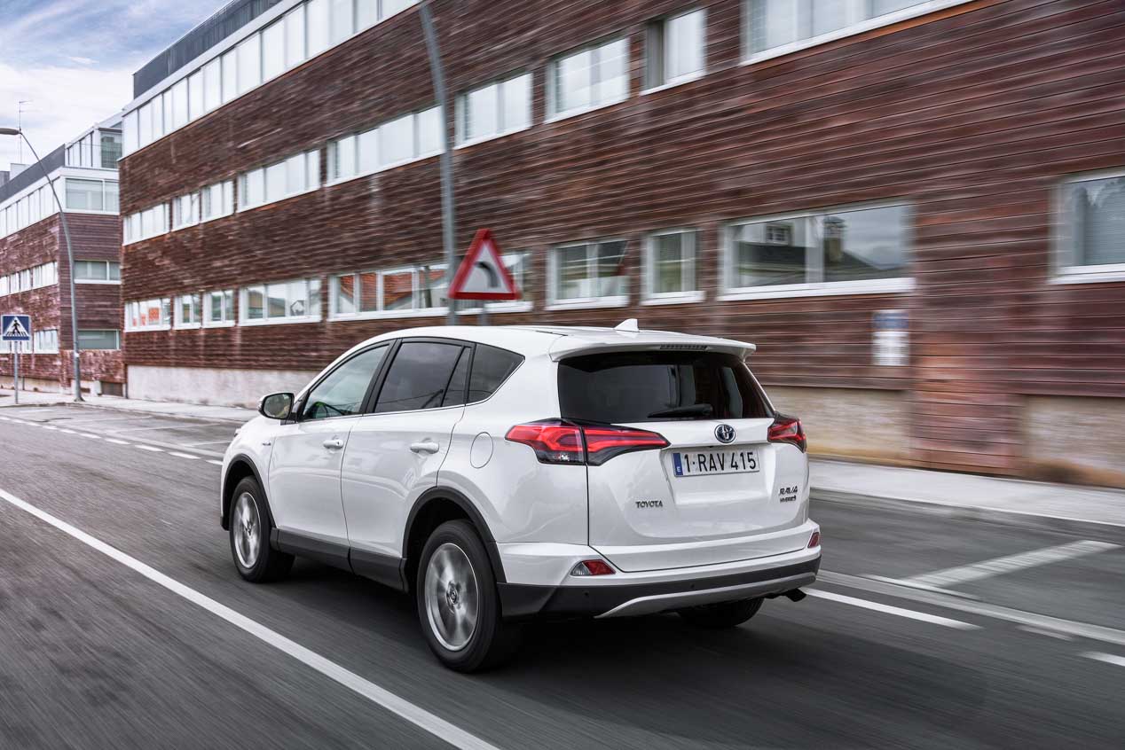 Así es el Toyota RAV RAV4 hybrid AWD