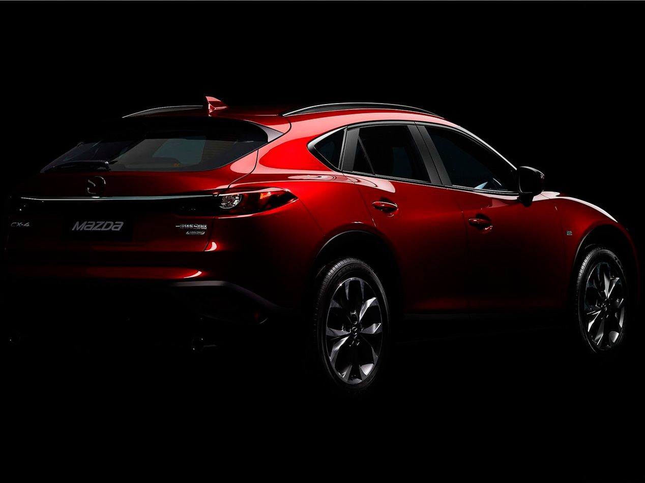 Mazda presenta el CX-4 en el Salón de Pekín