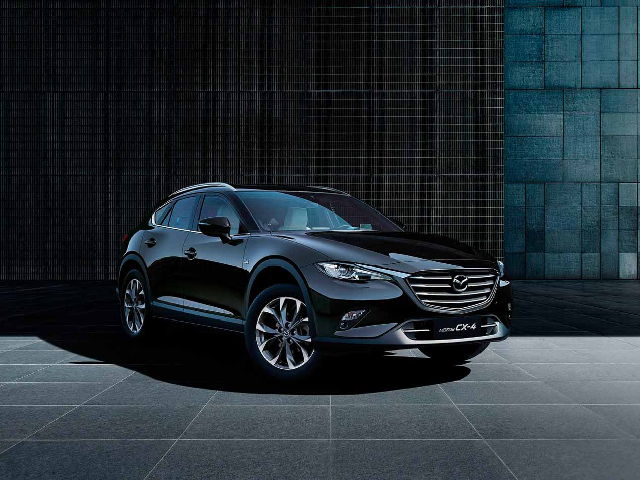 Mazda presenta el CX-4 en el Salón de Pekín