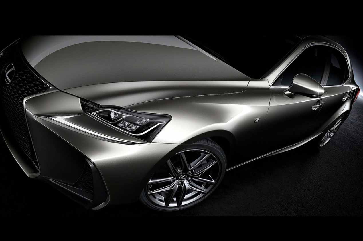 Lexus IS: la berlina media de Lexus actualiza su diseño