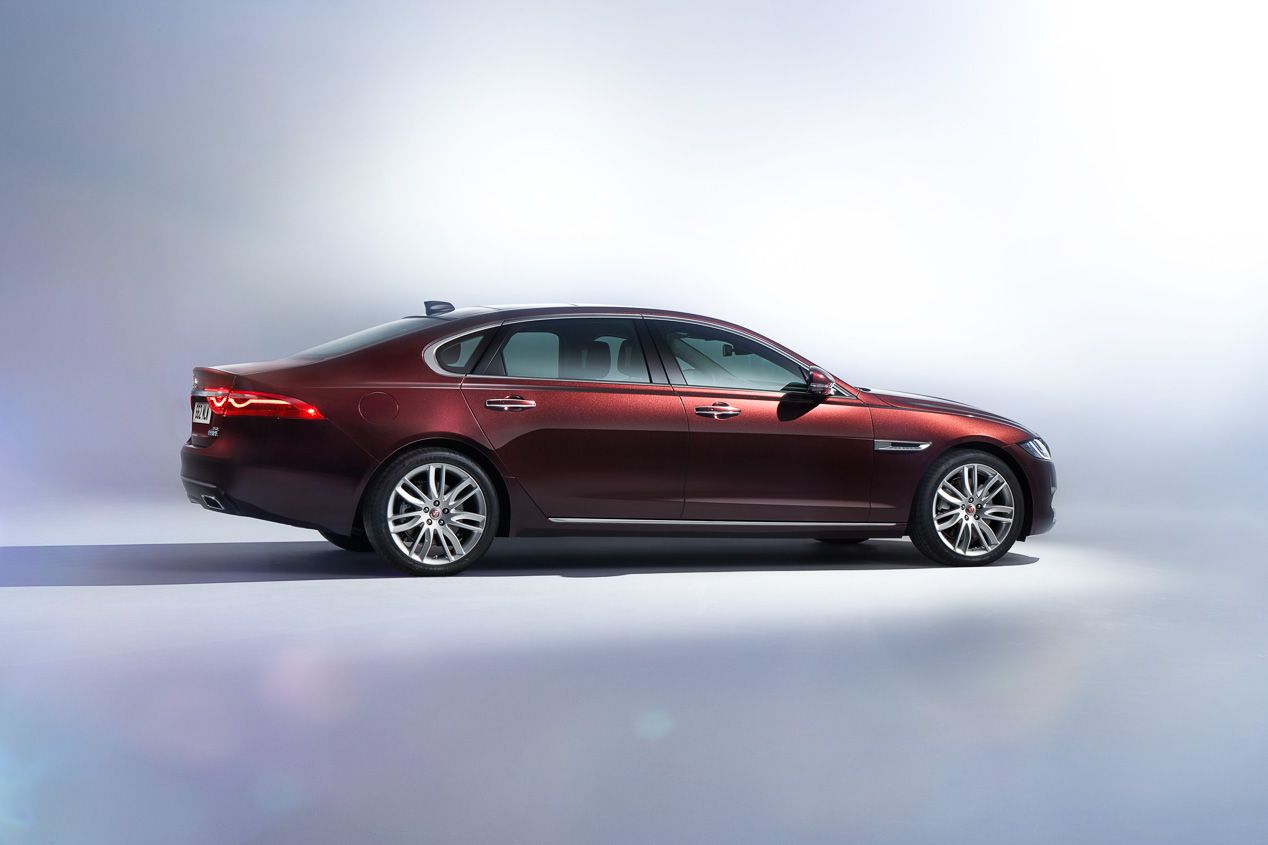 Nuevo Jaguar XFL, el XF de batalla larga