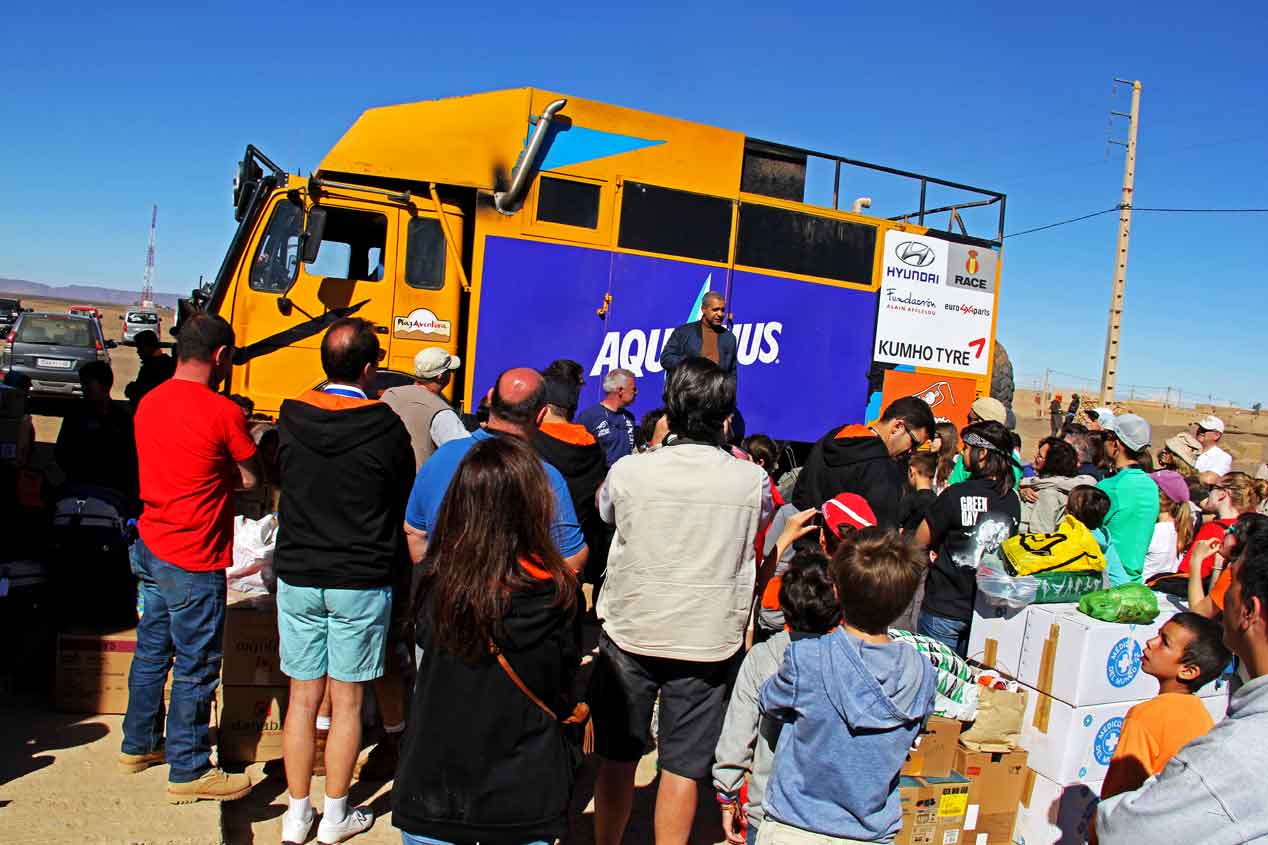 El desierto de los niños: un año más la solidaridad llega al sur de Marruecos
