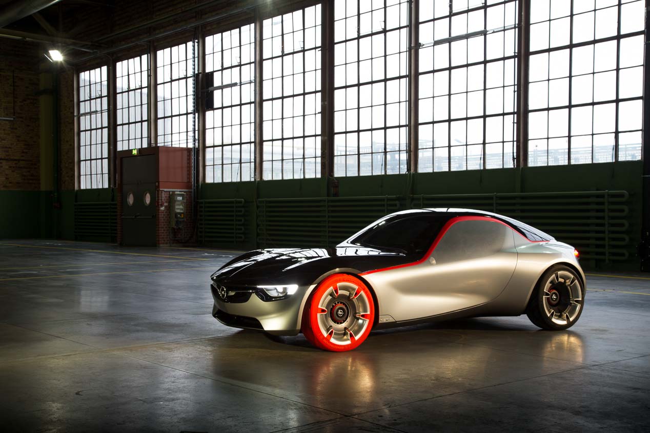 Opel GT Concept, probamos el futurista biplaza deportivo