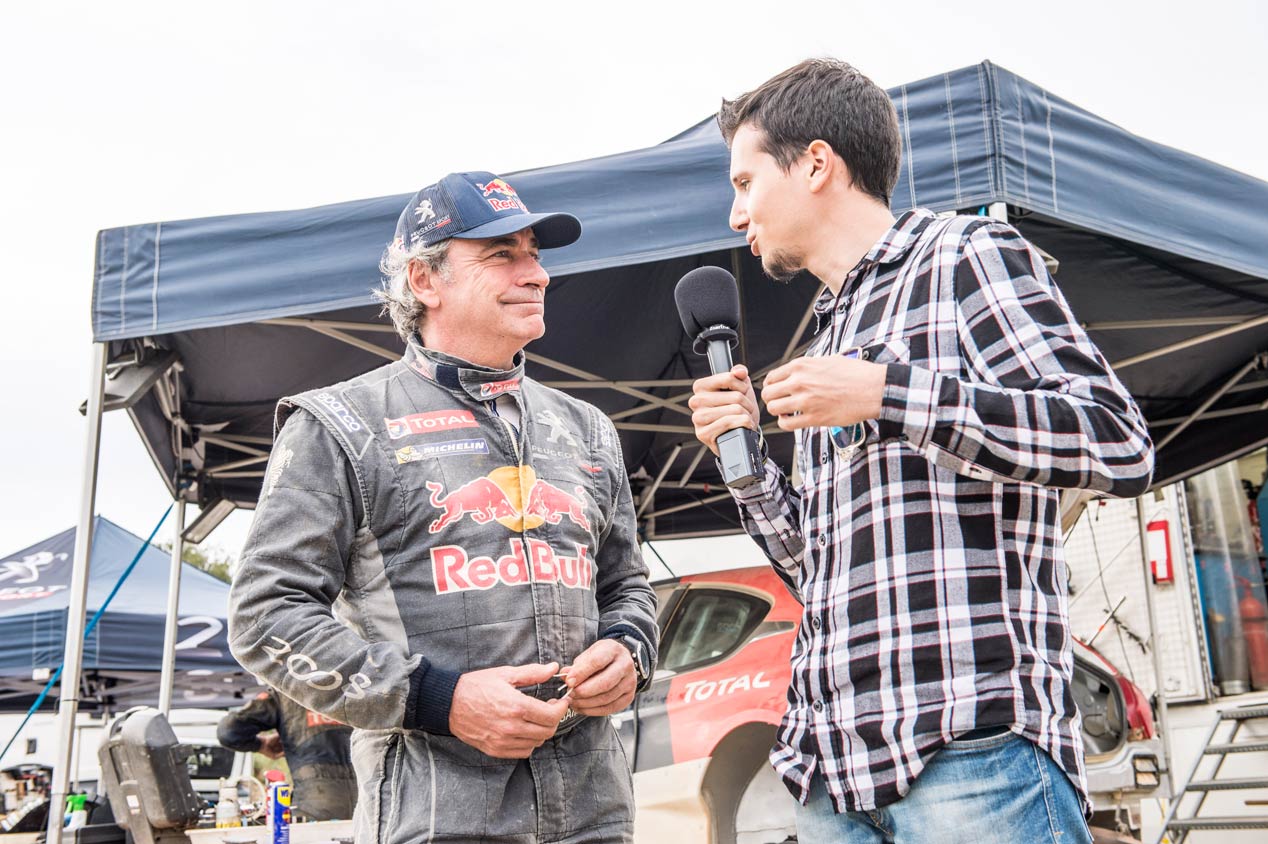 Carlos Sainz, en la puesta a punto del Peugeot 208 T16 R5 en Portugal