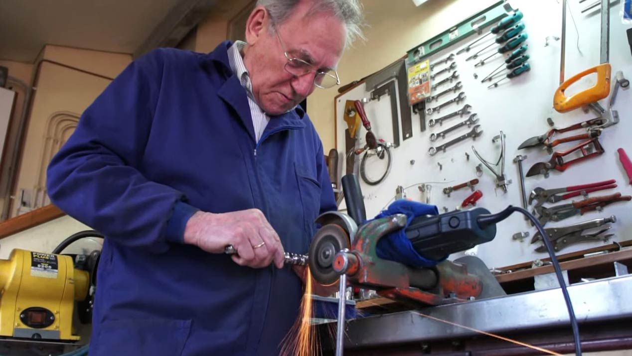 Motores Patelo ya trabaja en una sala de máquinas de un trasatlántico en miniatura