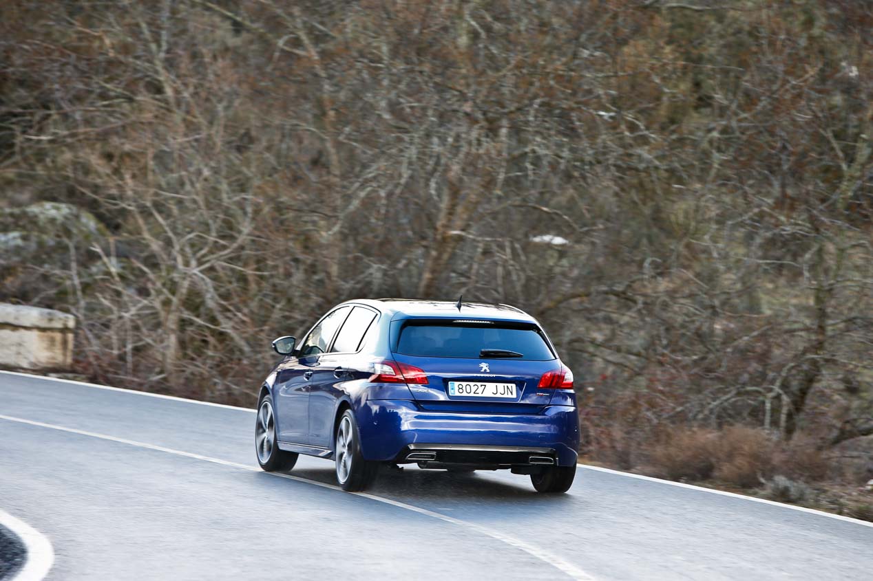 Renault Mégane TCE 130, Opel Astra 1.4 Turbo 125 y Peugeot 308 1.2 PureTech 130
