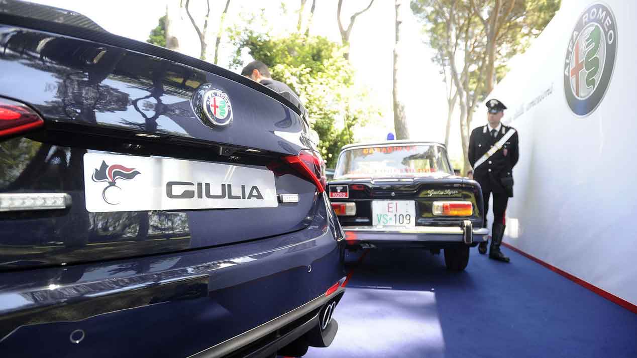 La nueva adquisición de los Carabinieri italianos: Alfa Romeo Giulia Quadrifoglio
