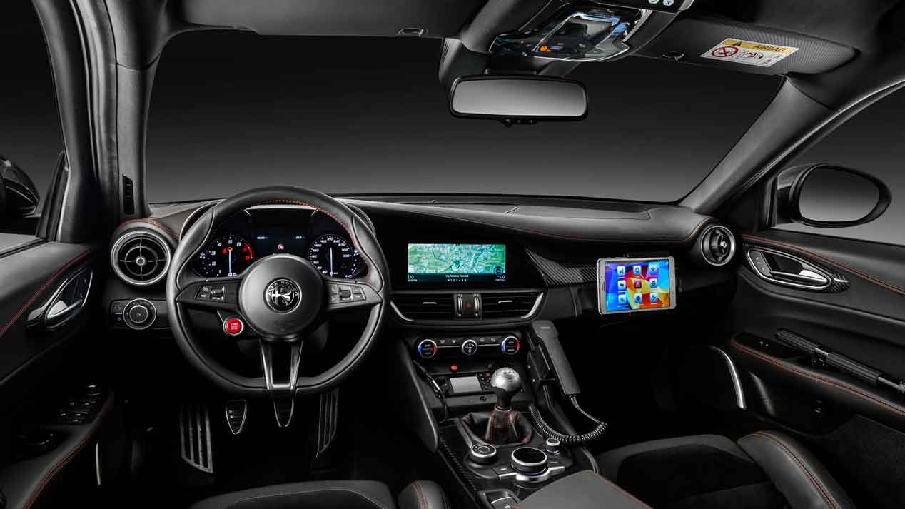 La nueva adquisición de los Carabinieri italianos: Alfa Romeo Giulia Quadrifoglio