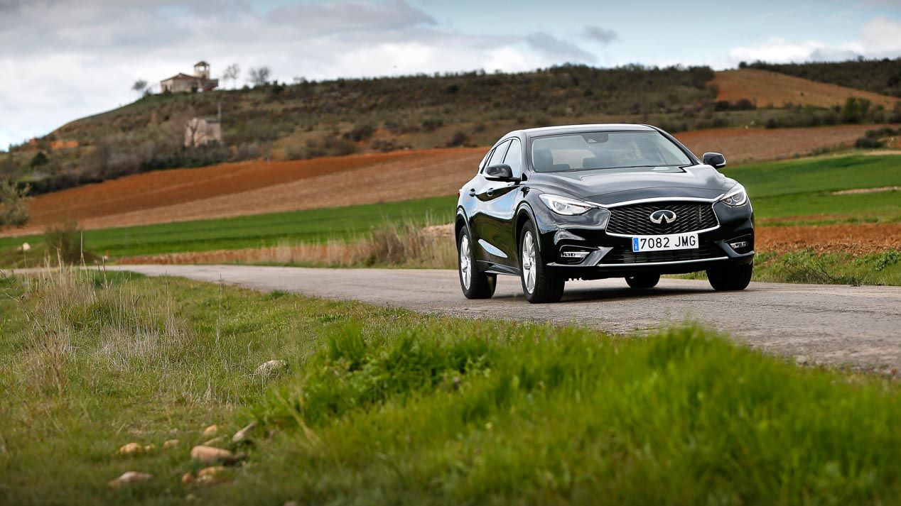 Infiniti Q30 2.2d AWD, un SUV inspirado en el Mercedes GLA