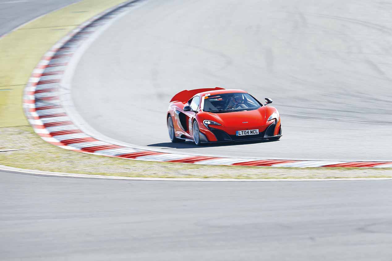 McLaren 675LT, el mejor deportivo del momento