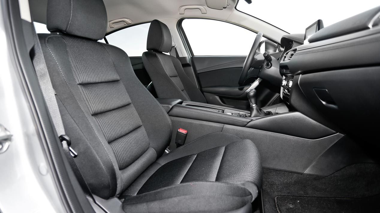 Comparativa: Mazda 6 2.2D, Renault Talisman 1.6 dCi y VW Passat 2.0 TDI